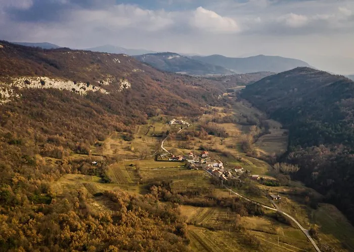 Mountain Istria, Stone I Roč