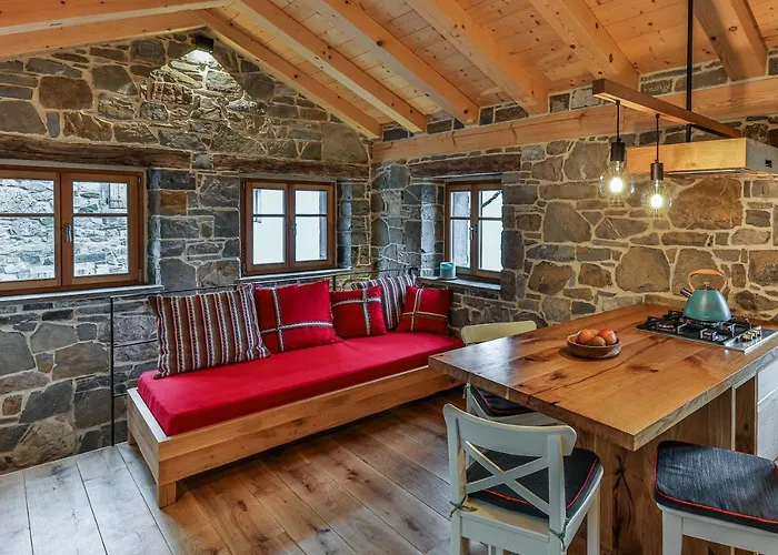 Mountain Istria, Stone I *